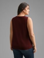 Solid V Neck Laser Cut Tank Top - Image 9