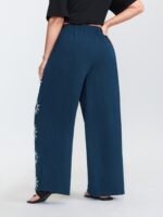Monochrome Floral Pattern Pants - Image 13